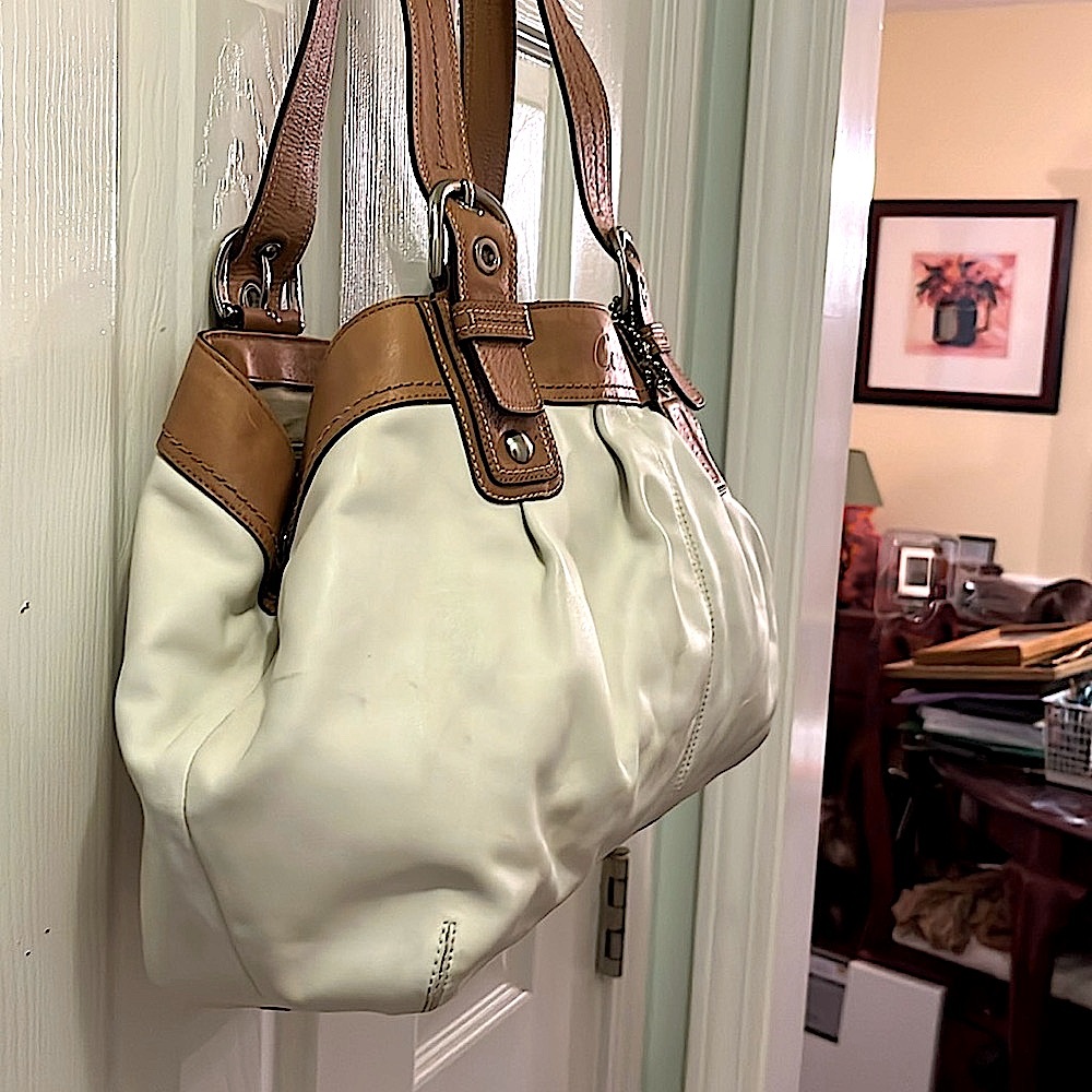 NWOTCoach~All Leather/Large Shoulder Bag/ Satchel/Shopper/ 100% Cowhide Leather - Picture 10 of 11